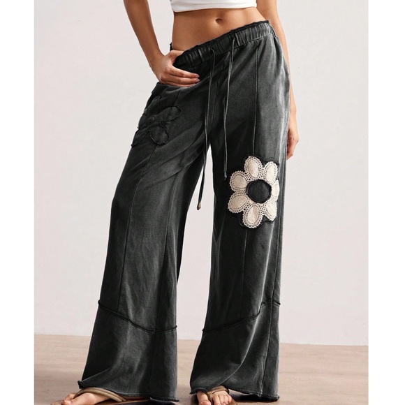 Solid Black Mineral Wash Stretchy Waist Flower Patch Wide Leg Pants - Picture 6 of 8